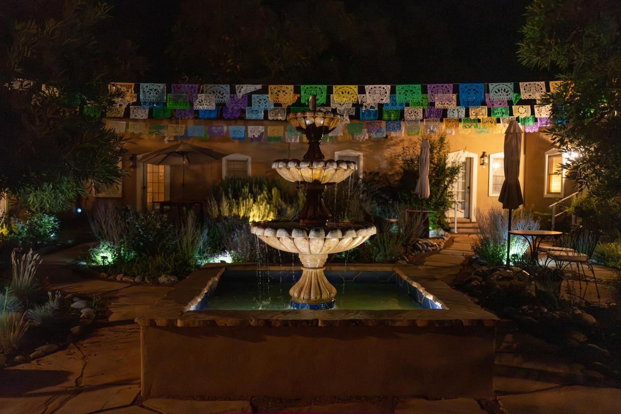 Dos Hermanas Casita 8 Downtown Courtyard Patio Santa Fe Exteriör bild
